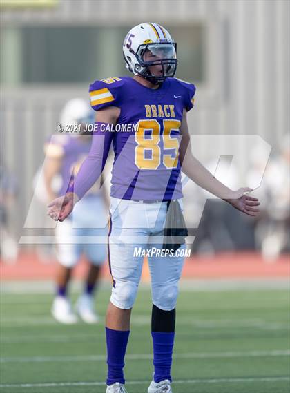 Thumbnail 2 in Lee vs Brackenridge photogallery.