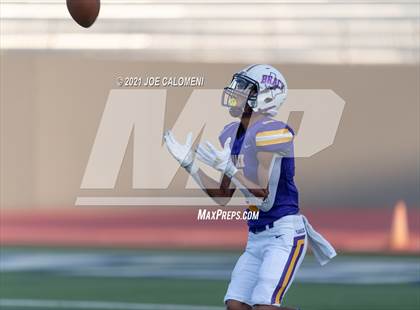 Thumbnail 1 in Lee vs Brackenridge photogallery.