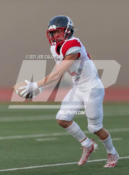 Thumbnail 1 in Lee vs Brackenridge photogallery.