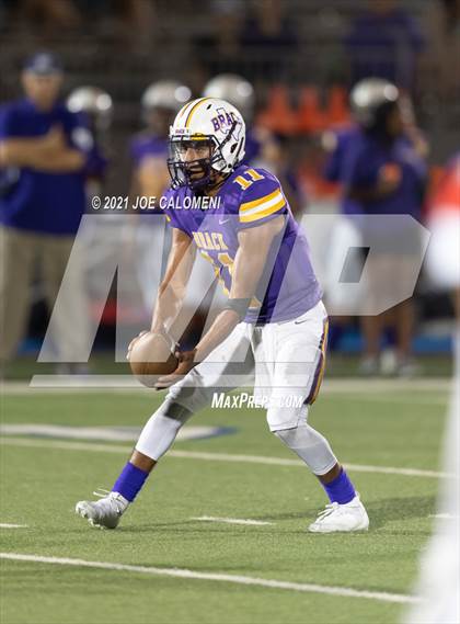 Thumbnail 1 in Lee vs Brackenridge photogallery.