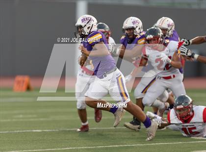 Thumbnail 2 in Lee vs Brackenridge photogallery.