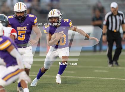 Thumbnail 2 in Lee vs Brackenridge photogallery.