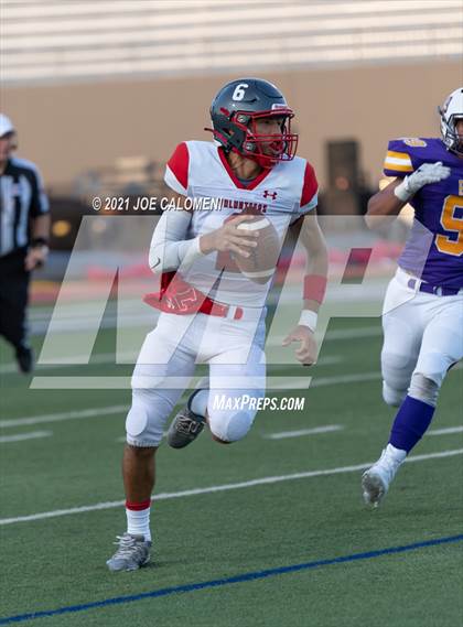 Thumbnail 1 in Lee vs Brackenridge photogallery.