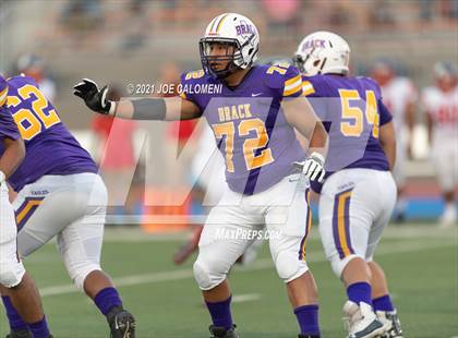 Thumbnail 1 in Lee vs Brackenridge photogallery.