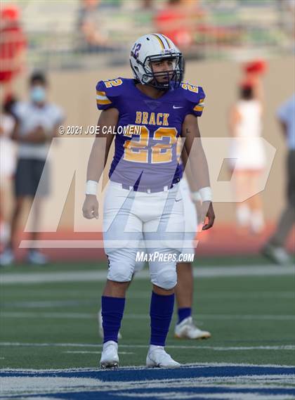 Thumbnail 2 in Lee vs Brackenridge photogallery.