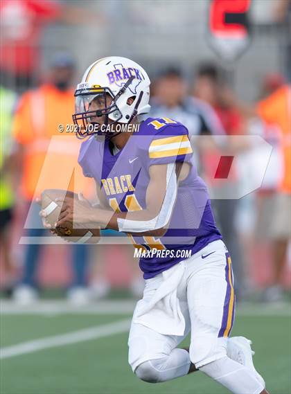 Thumbnail 3 in Lee vs Brackenridge photogallery.