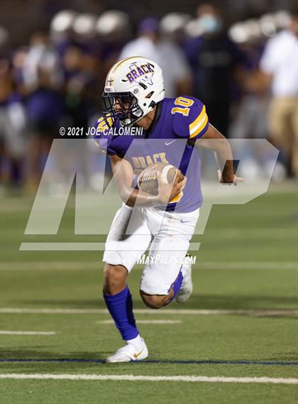 Thumbnail 3 in Lee vs Brackenridge photogallery.