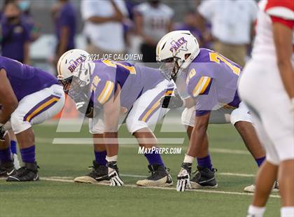 Thumbnail 1 in Lee vs Brackenridge photogallery.