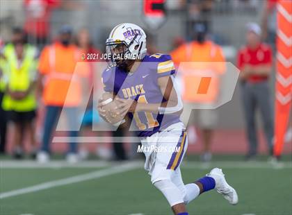 Thumbnail 2 in Lee vs Brackenridge photogallery.