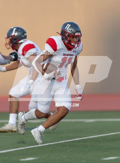 Thumbnail 2 in Lee vs Brackenridge photogallery.