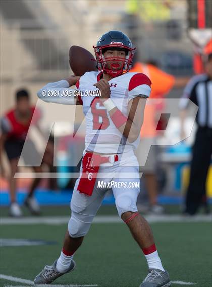 Thumbnail 1 in Lee vs Brackenridge photogallery.
