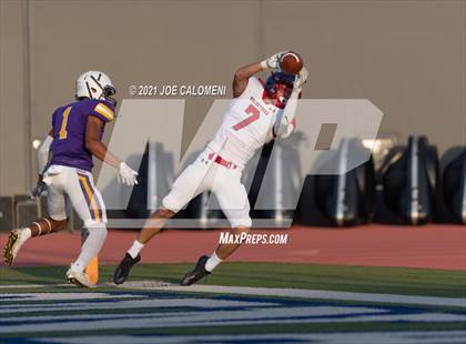Thumbnail 3 in Lee vs Brackenridge photogallery.