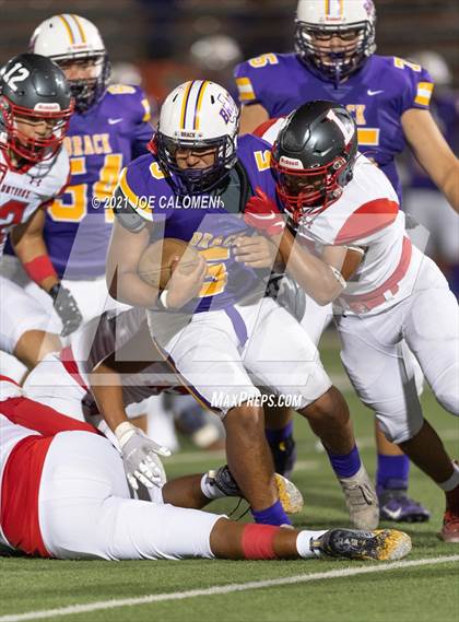 Thumbnail 2 in Lee vs Brackenridge photogallery.