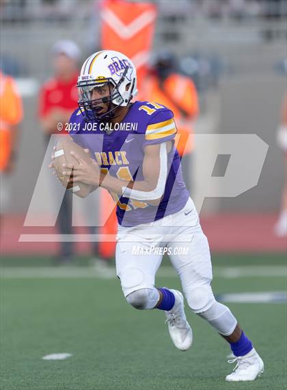 Thumbnail 1 in Lee vs Brackenridge photogallery.