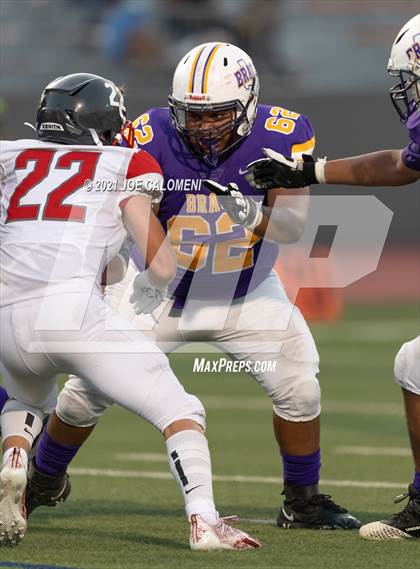 Thumbnail 1 in Lee vs Brackenridge photogallery.