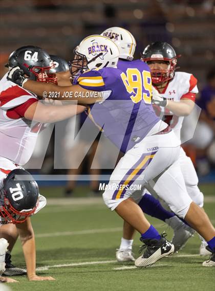 Thumbnail 3 in Lee vs Brackenridge photogallery.