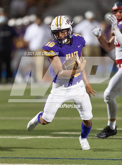 Thumbnail 1 in Lee vs Brackenridge photogallery.