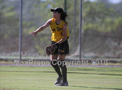 Thumbnail 2 in Sentinel vs Roff (Oklahoma State Championships) photogallery.