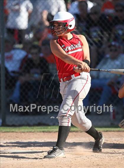 Thumbnail 1 in Sentinel vs Roff (Oklahoma State Championships) photogallery.
