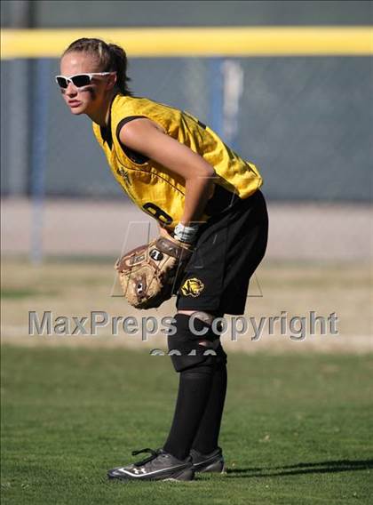 Thumbnail 1 in Sentinel vs Roff (Oklahoma State Championships) photogallery.