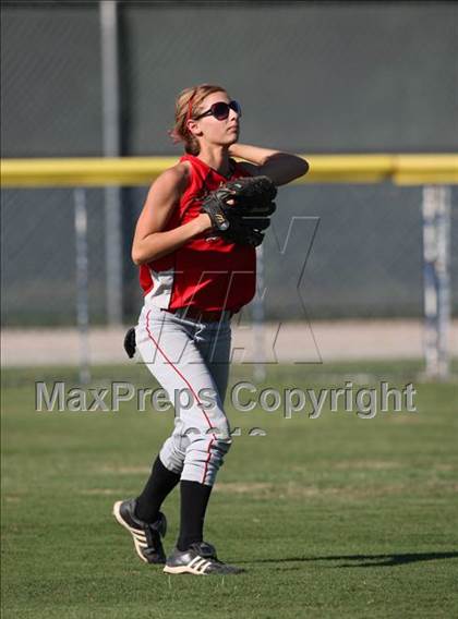 Thumbnail 1 in Sentinel vs Roff (Oklahoma State Championships) photogallery.