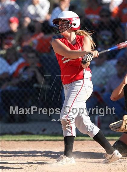 Thumbnail 2 in Sentinel vs Roff (Oklahoma State Championships) photogallery.