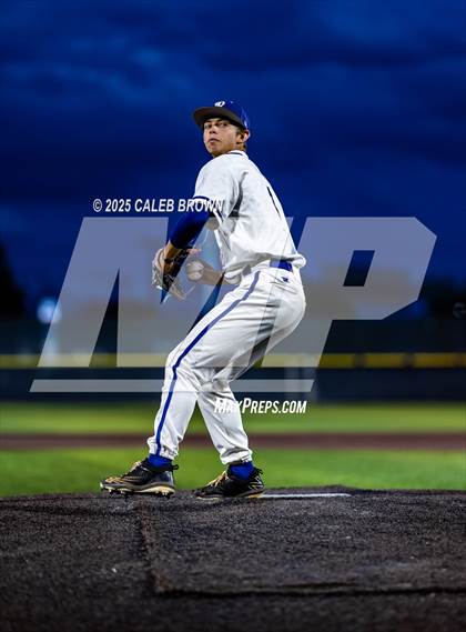 Thumbnail 3 in American Fork vs. Riverton (UHSAA 6A Bracket Play) photogallery.