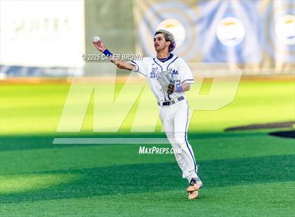 Thumbnail 1 in American Fork vs. Riverton (UHSAA 6A Bracket Play) photogallery.
