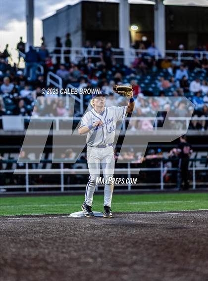 Thumbnail 1 in American Fork vs. Riverton (UHSAA 6A Bracket Play) photogallery.