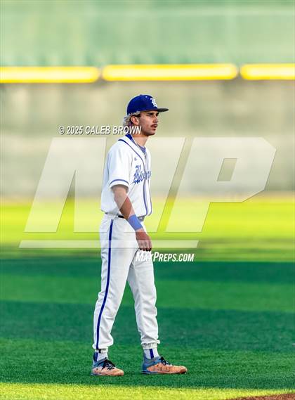 Thumbnail 2 in American Fork vs. Riverton (UHSAA 6A Bracket Play) photogallery.