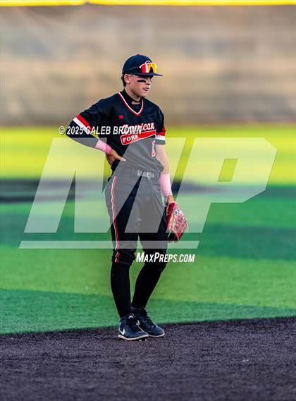 Thumbnail 3 in American Fork vs. Riverton (UHSAA 6A Bracket Play) photogallery.