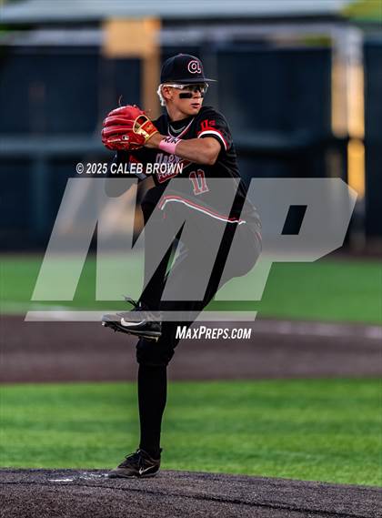 Thumbnail 1 in American Fork vs. Riverton (UHSAA 6A Bracket Play) photogallery.