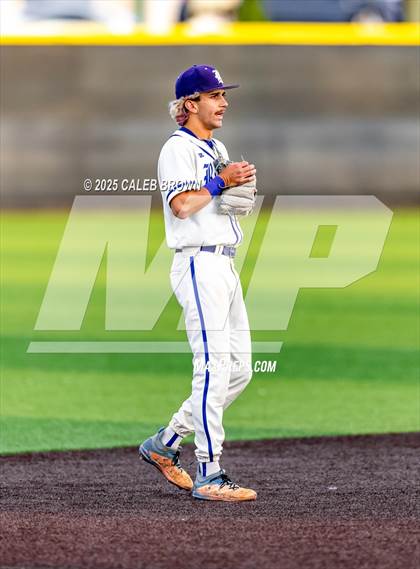Thumbnail 3 in American Fork vs. Riverton (UHSAA 6A Bracket Play) photogallery.