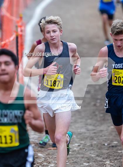 Thumbnail 2 in CIF State Cross Country Championships (Boys D4 Race) photogallery.