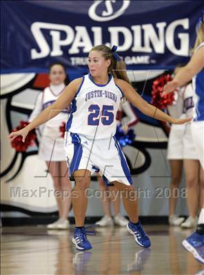 Thumbnail 3 in Justin-Siena vs. St. Patrick/St. Vincent (CIF NorCal D4 Final) photogallery.