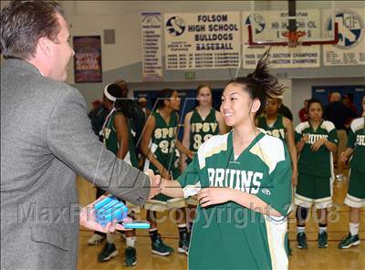 Thumbnail 1 in Justin-Siena vs. St. Patrick/St. Vincent (CIF NorCal D4 Final) photogallery.