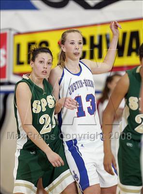Thumbnail 3 in Justin-Siena vs. St. Patrick/St. Vincent (CIF NorCal D4 Final) photogallery.