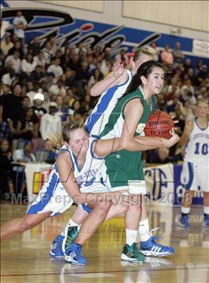 Thumbnail 2 in Justin-Siena vs. St. Patrick/St. Vincent (CIF NorCal D4 Final) photogallery.