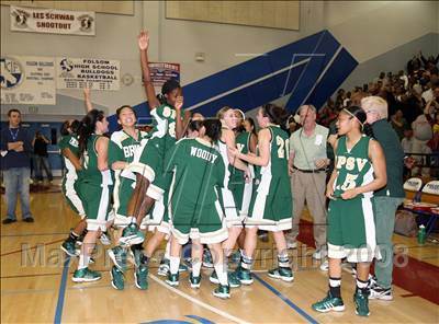 Thumbnail 3 in Justin-Siena vs. St. Patrick/St. Vincent (CIF NorCal D4 Final) photogallery.