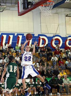 Thumbnail 1 in Justin-Siena vs. St. Patrick/St. Vincent (CIF NorCal D4 Final) photogallery.