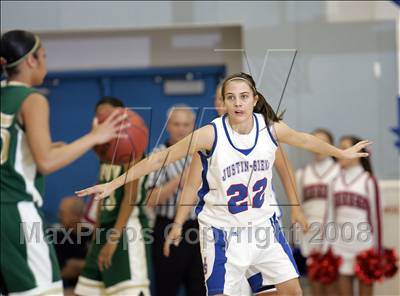 Thumbnail 2 in Justin-Siena vs. St. Patrick/St. Vincent (CIF NorCal D4 Final) photogallery.