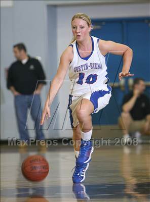 Thumbnail 2 in Justin-Siena vs. St. Patrick/St. Vincent (CIF NorCal D4 Final) photogallery.