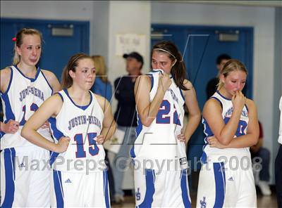 Thumbnail 1 in Justin-Siena vs. St. Patrick/St. Vincent (CIF NorCal D4 Final) photogallery.