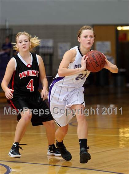 Thumbnail 3 in West @ Riverton photogallery.