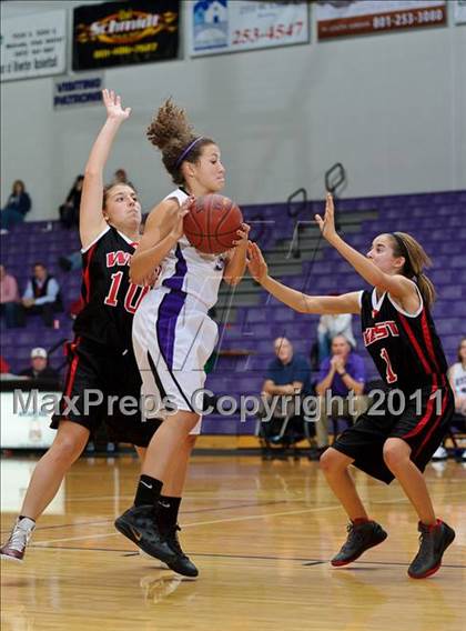 Thumbnail 2 in West @ Riverton photogallery.