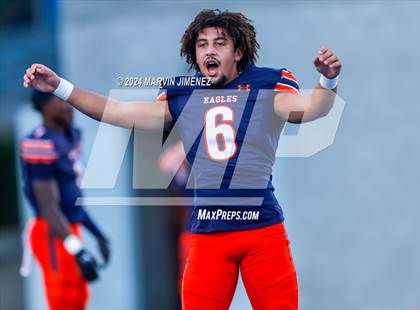 Thumbnail 1 in Sierra Canyon @ Chaminade photogallery.