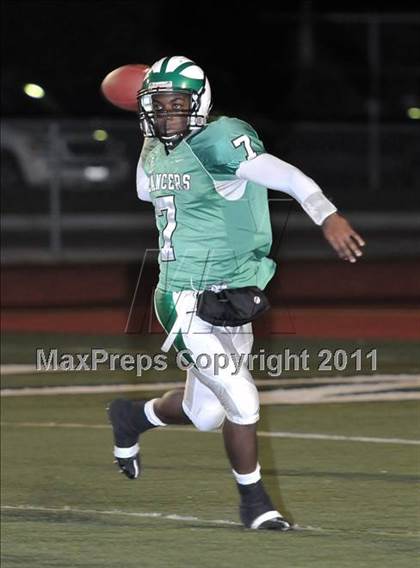 Thumbnail 3 in Oaks Christian vs. Thousand Oaks (CIF SS Playoffs) photogallery.