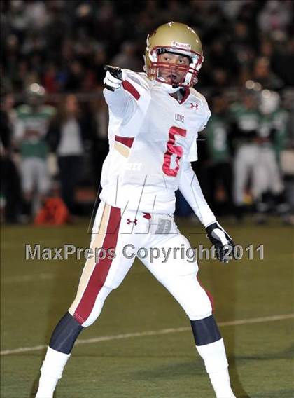 Thumbnail 1 in Oaks Christian vs. Thousand Oaks (CIF SS Playoffs) photogallery.