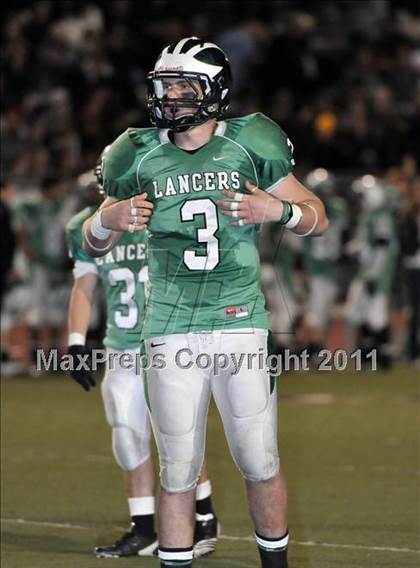 Thumbnail 3 in Oaks Christian vs. Thousand Oaks (CIF SS Playoffs) photogallery.