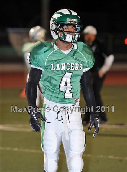 Thumbnail 1 in Oaks Christian vs. Thousand Oaks (CIF SS Playoffs) photogallery.
